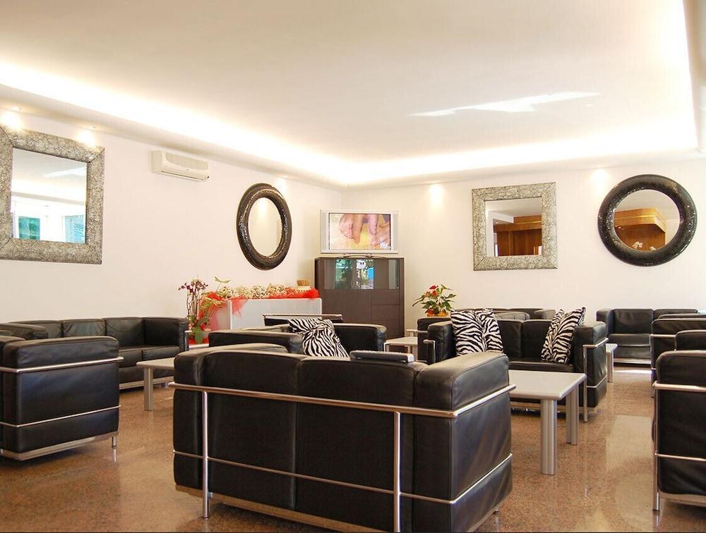 Hotel Matteo Cervia Esterno foto