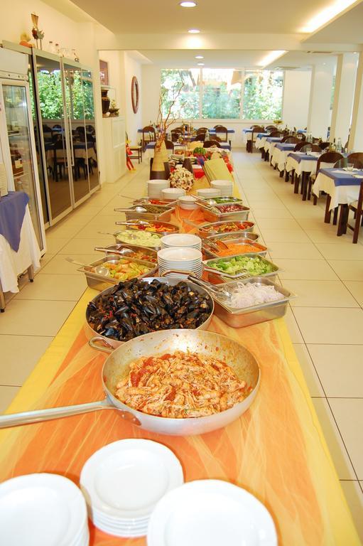 Hotel Matteo Cervia Esterno foto