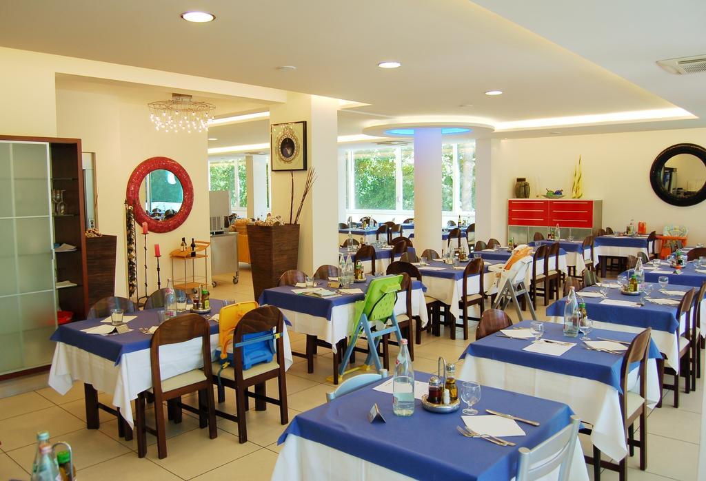 Hotel Matteo Cervia Esterno foto