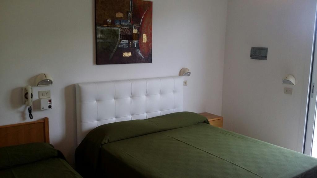 Hotel Matteo Cervia Camera foto